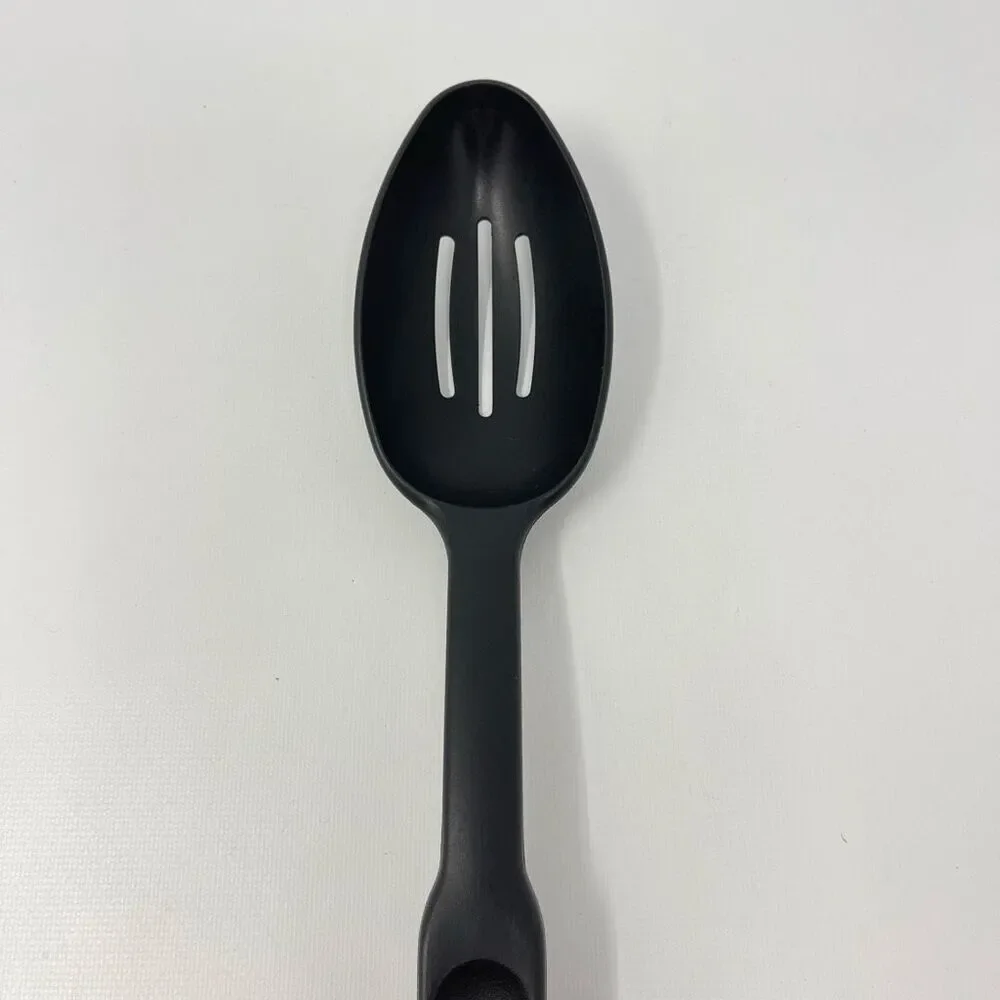 Pampered Chef Kitchen Utensil Black Slotted Serving Cooking Spoon Vintage